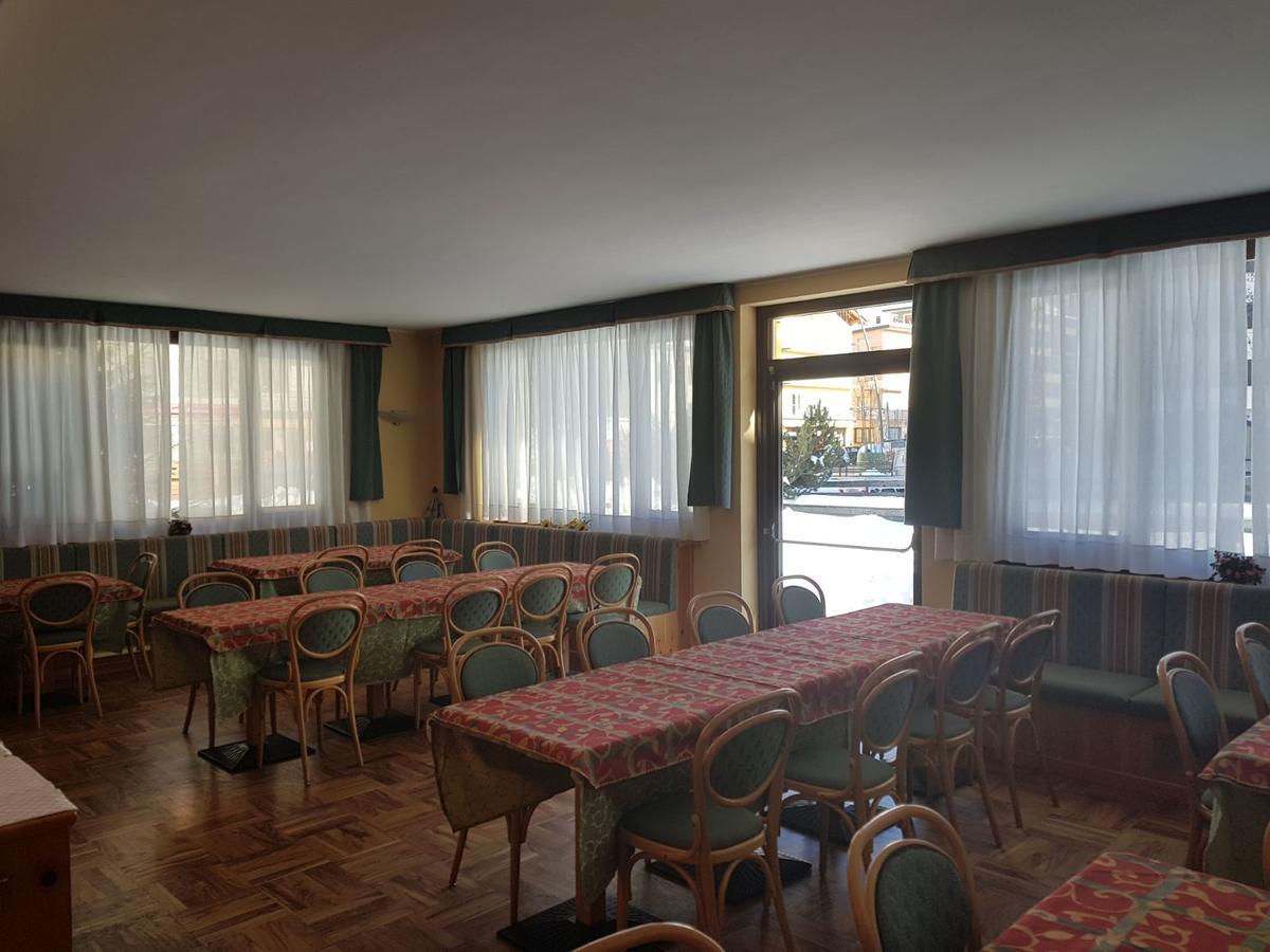 Hotel Posta Априка Экстерьер фото